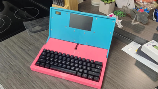 Find Focus With This DIY Distraction-Free Editor